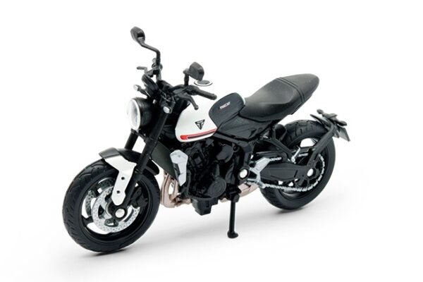 TRIUMPH Trident 660