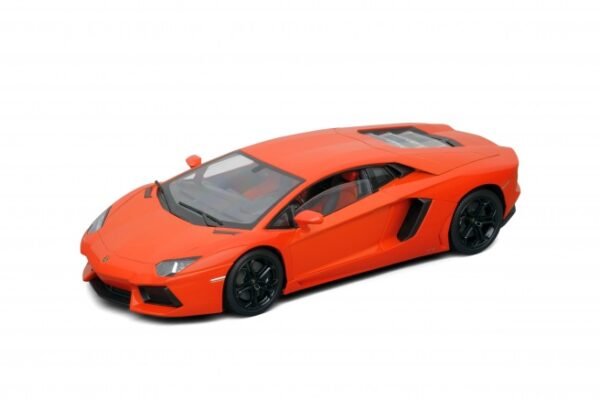 LAMBORGHINI AVENTADOR COUPE